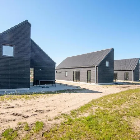 Holiday home 4 Bedroom In Romo *